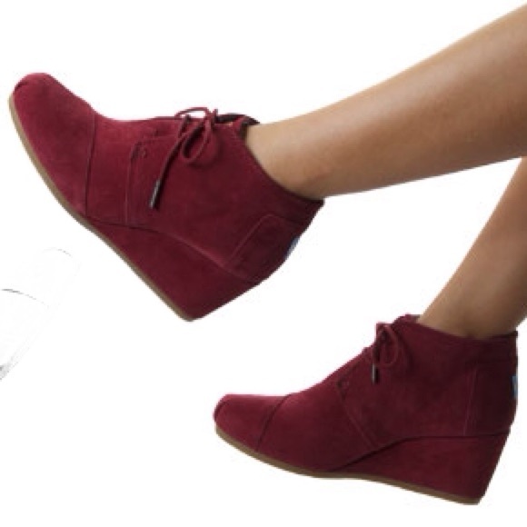 Toms Desert Wedge Velvet Maroon Lace Up Booties 9W - Picture 2 of 8